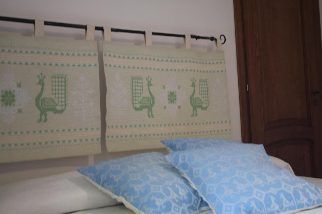 B&B Sa Serra Стинтино Экстерьер фото
